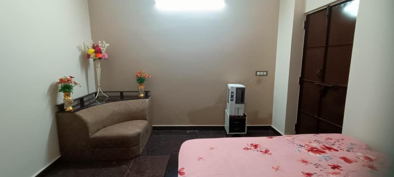 Ruqaiyah Manzil Hotel Hyderabad Ngoại thất bức ảnh